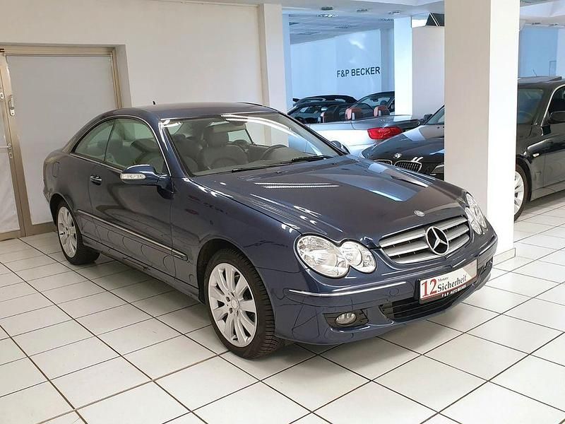 Gebraucht Mercedes CLK280 Elegance 231 PS (169 kW) 2008 Azuritblau Coupé