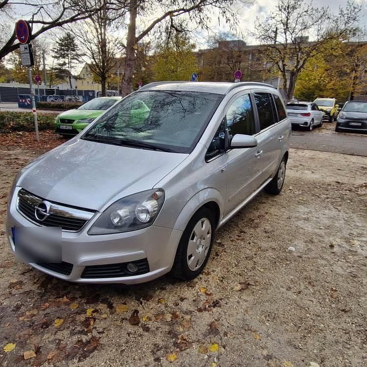 Andere farben Gebraucht 2007 Opel Zafira Limousine | 1.950 € (Fairer Preis) - Bild 1/4