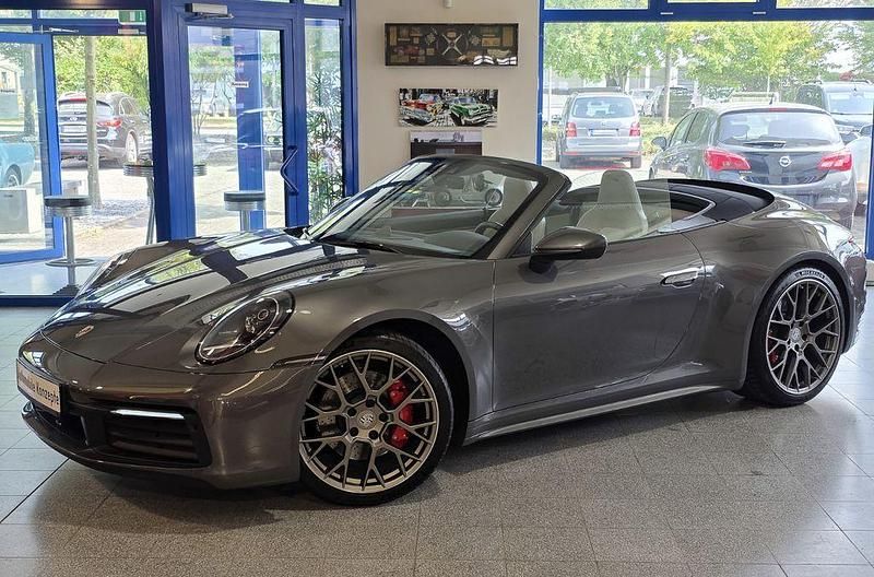 Grau Gebraucht 2023 Porsche 911 Carrera 4S Cabriolet Chrono Cabrio | 149.900 € (Guter Preis) - Bild 1/4