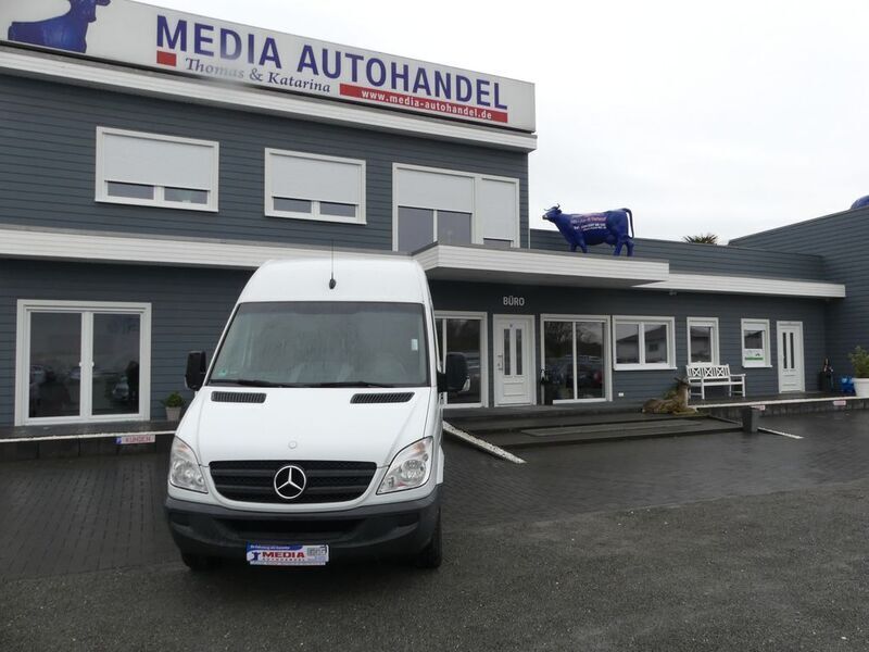 Weiß Gebraucht 2012 Mercedes Sprinter Van | 18.500 € (Teuer) - Bild 1/4
