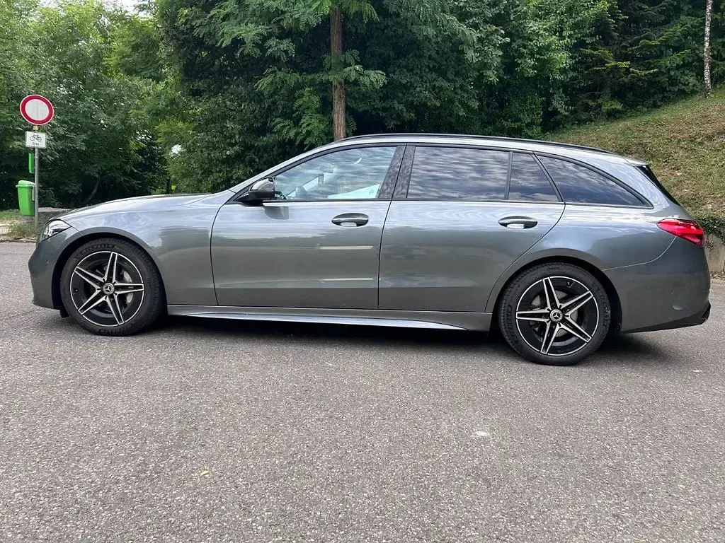 Gebraucht Mercedes C220 Advanced Plus 220 PS (161 kW) 2024 Grau Limousine