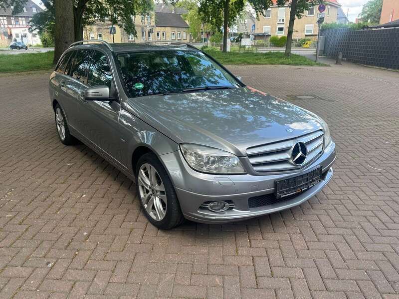 Palladiumsilber metalliclack Gebraucht 2010 Mercedes C220 Kombi | 4.399 € (Fairer Preis) - Bild 1/4
