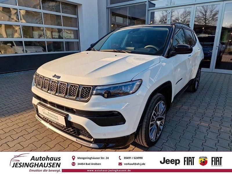 Neu Jeep Compass Summit 131 PS (96 kW) 2025 Weiß SUV