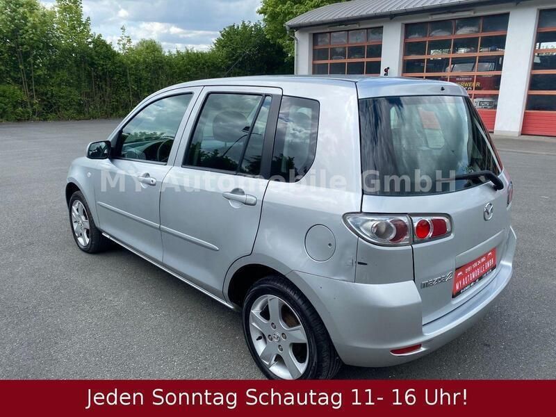 Gebraucht Mazda 2 Active 80 PS (58 kW) 2006 Silber Kleinwagen