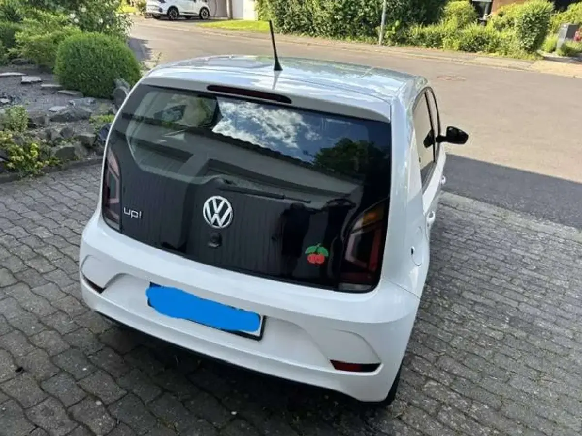 Gebraucht VW up! Move 60 PS (44 kW) 2019 Weiß Kleinwagen