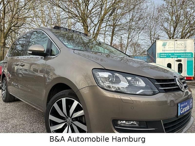 Gebraucht VW Sharan Highline 177 PS (130 kW) 2019 Pyramid gold Van / Kleinbus