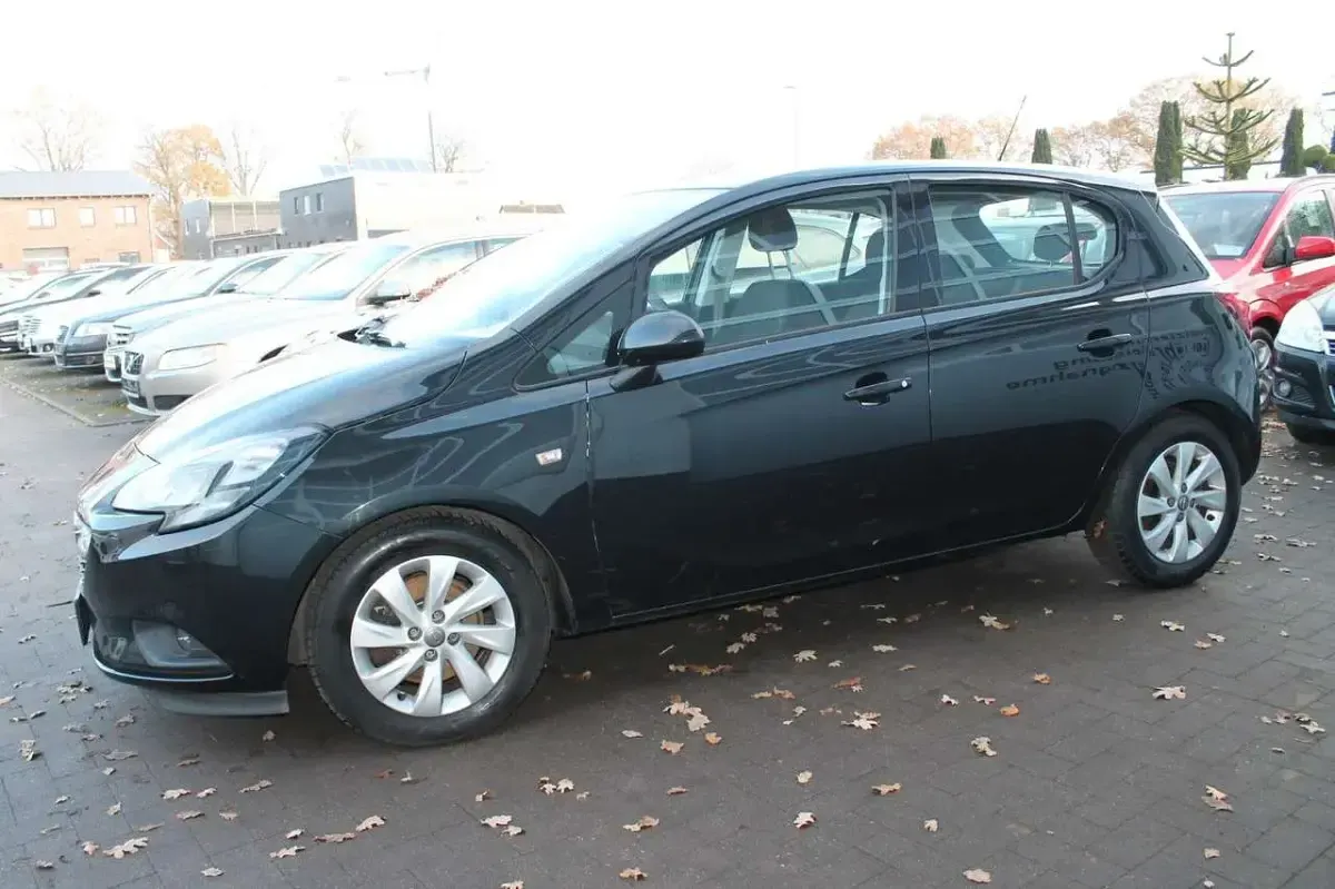 Gebraucht Opel Corsa Edition 95 PS (69 kW) 2016 Schwarz Limousine