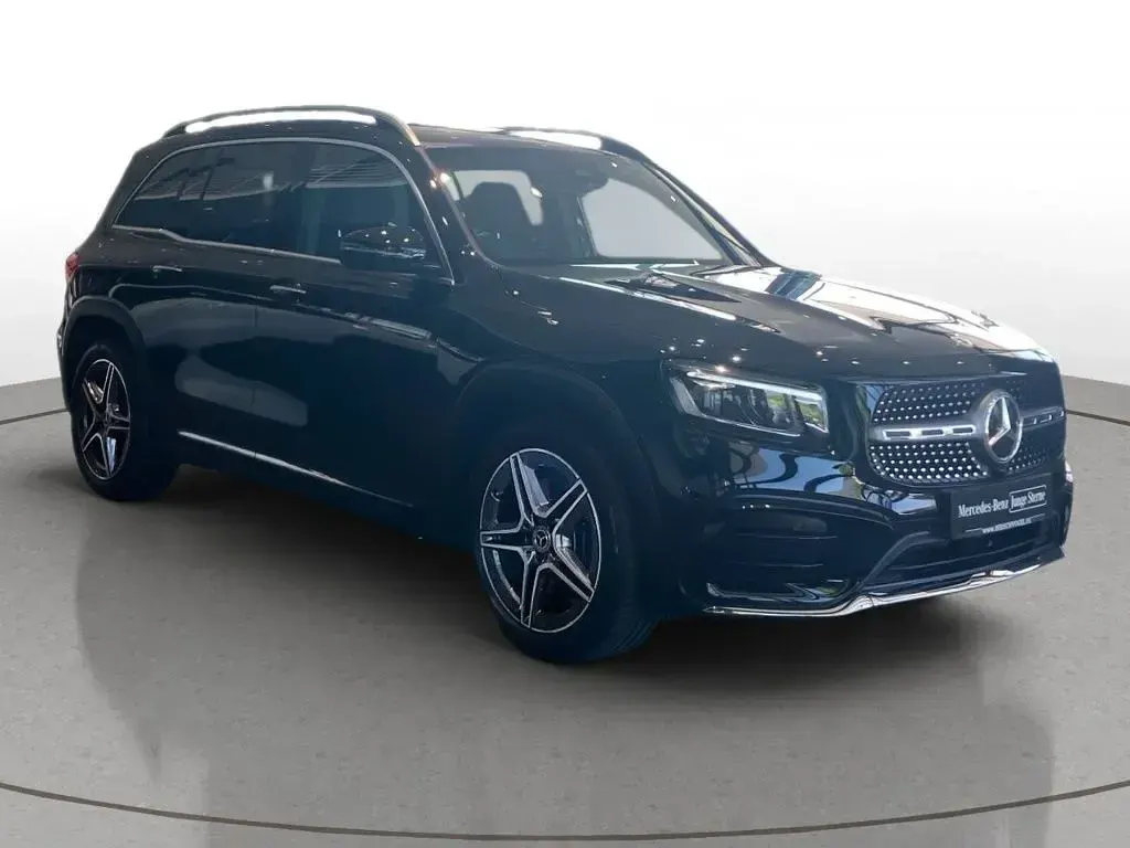 Gebraucht Mercedes GLB220 AMG line 190 PS (139 kW) 2024 Schwarz SUV