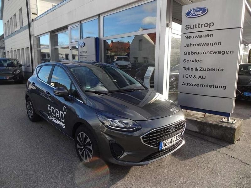 Gebraucht Ford Fiesta Titanium 101 PS (74 kW) 2022 Magnetic (metallic) Kleinwagen