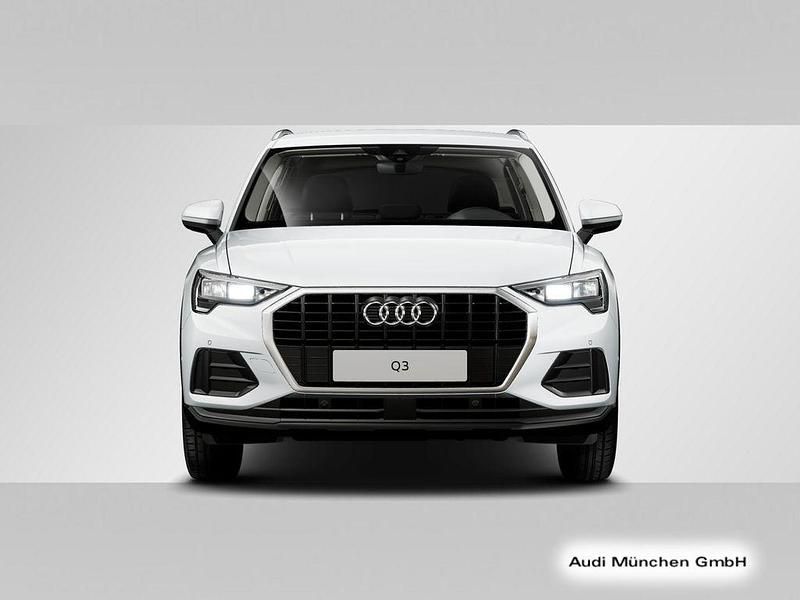 Gebraucht Audi Q3 Basis 150 PS (110 kW) 2025 Gletscherweiß metallic SUV