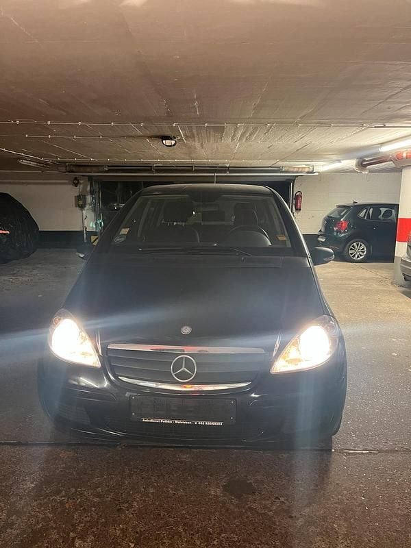 Schwarz Gebraucht 2006 Mercedes A150 Kombi | 2.500 € (Teuer) - Bild 1/4