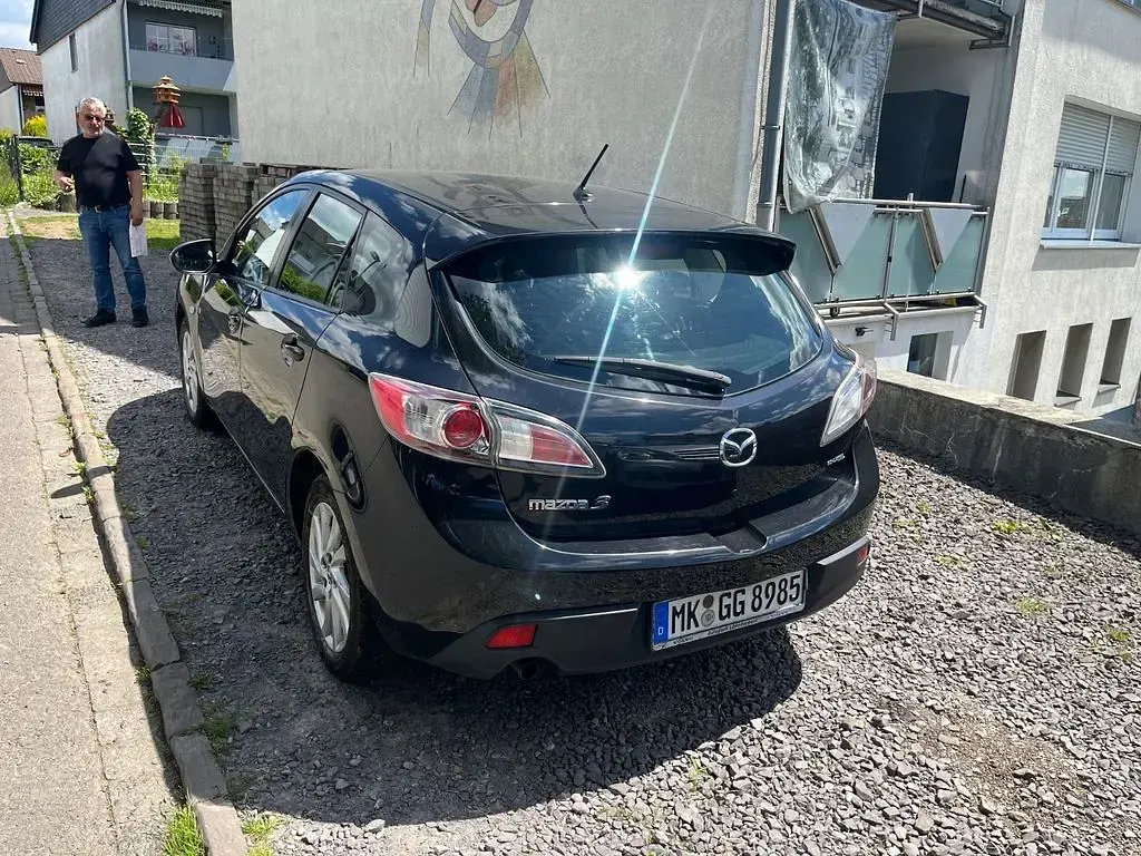 Gebraucht Mazda 3 Active 105 PS (77 kW) 2010 Schwarz Kleinwagen