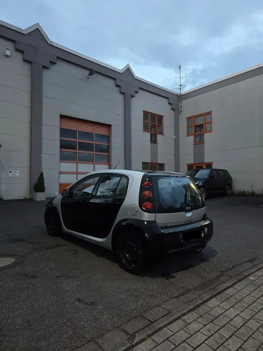 Gebraucht Smart ForFour 95 PS (69 kW) 2006 Schwarz Kleinwagen