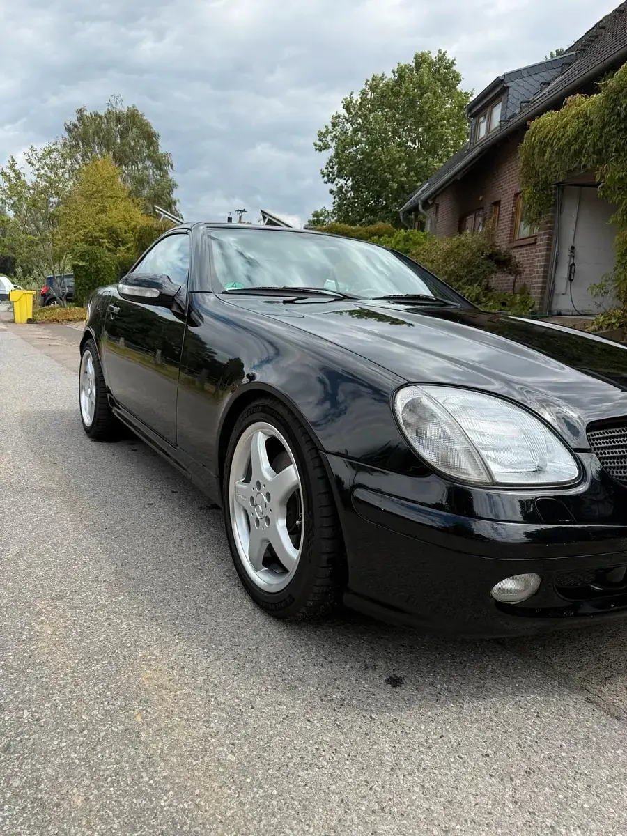 Gebraucht Mercedes SLK320 218 PS (160 kW) 2002 Schwarz Cabrio