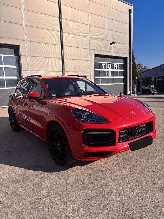 Gebraucht Porsche Cayenne GTS 460 PS (338 kW) 2021 Rot SUV