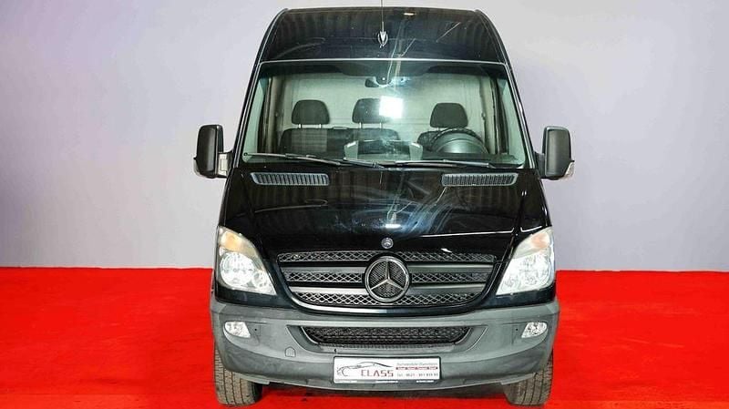 Schwarz Gebraucht 2011 Mercedes Sprinter Van | 15.450 € (Etwas zu teuer) - Bild 1/4