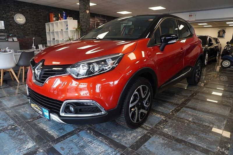 Gebraucht Renault Captur XMOD 110 PS (80 kW) 2016 Orange SUV