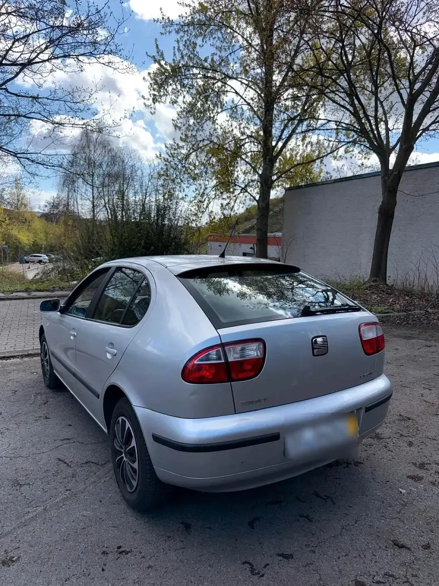 Occasion Seat Leon 101 ch (74 kW) 2003 Argent Citadine