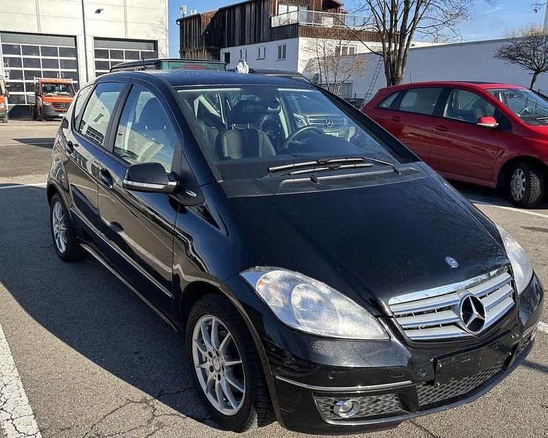 Gebraucht Mercedes A180 Avantgarde 109 PS (80 kW) 2009 Schwarz Van / Kleinbus