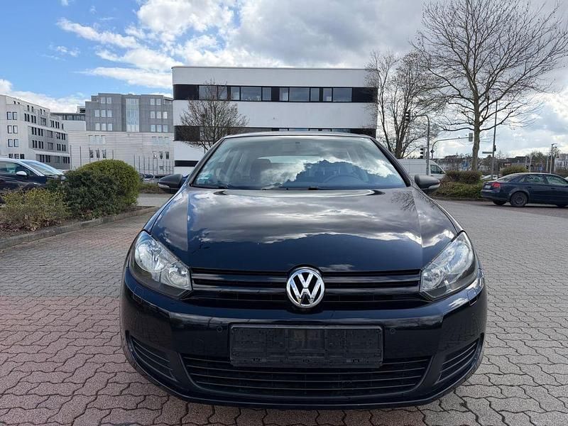 Gebraucht VW Golf VI Trendline 107 PS (78 kW) 2010 Schwarz Kleinwagen