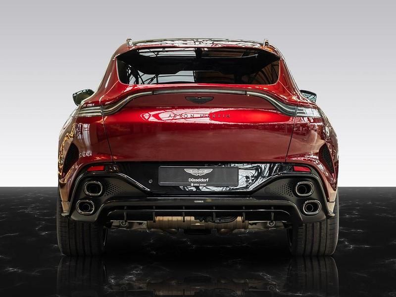 Gebraucht Aston Martin DBX 727 PS (534 kW) 2026 Rot SUV
