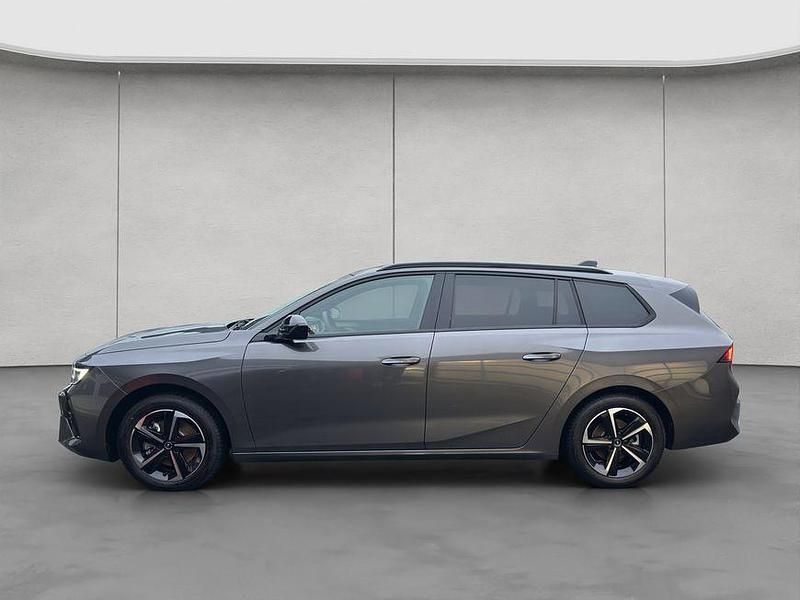 Gebraucht Opel Astra 131 PS (96 kW) 2025 Vulkan grau metallic Kombi