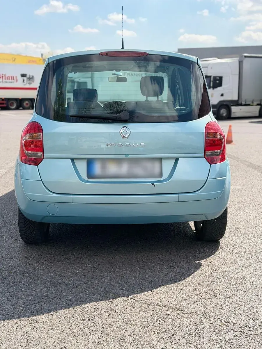 Gebraucht Renault Modus Dynamique 101 PS (74 kW) 2008 Blau Van / Kleinbus