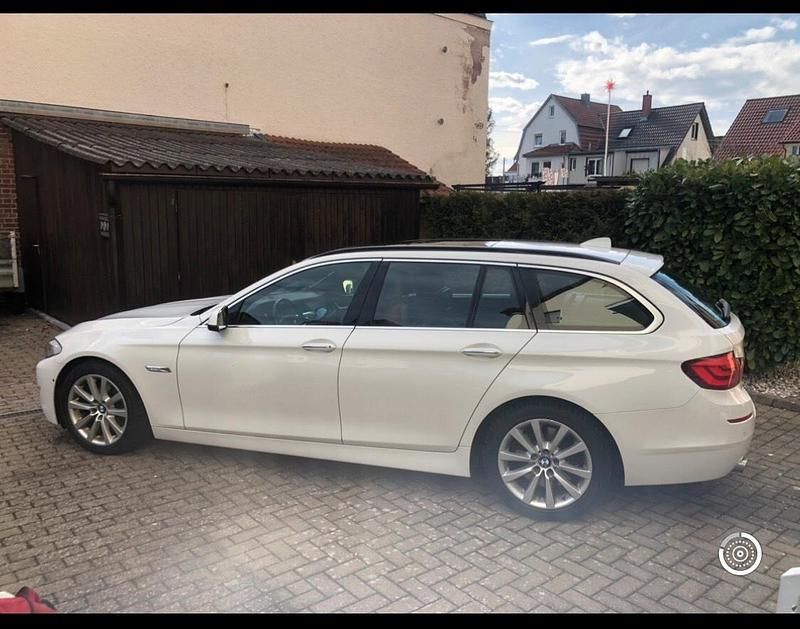 Weiß Gebraucht 2013 BMW 535 Comfort Edition Kombi | 13.800 € (Fairer Preis) - Bild 1/4