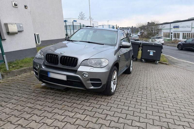 Gebraucht BMW X5 Exclusive 245 PS (180 kW) 2013 Grau SUV