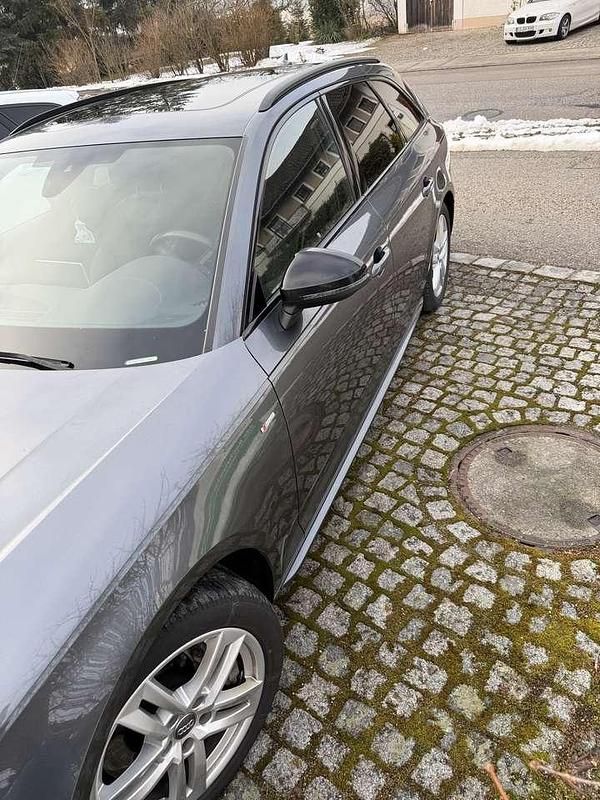 Gebraucht Audi A4 Sport 272 PS (200 kW) 2018 Grau Kombi