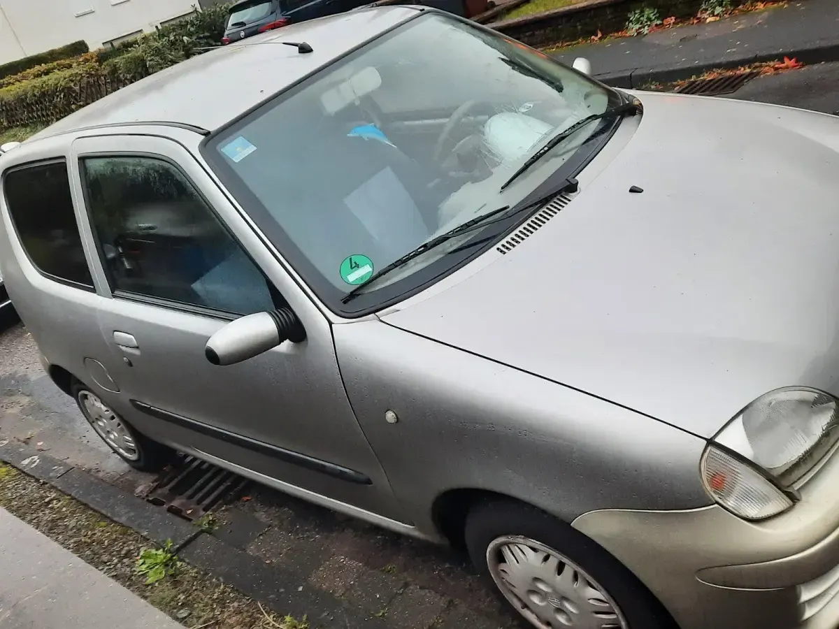 Gebraucht Fiat Seicento 54 PS (39 kW) 2004 Silber Kleinwagen