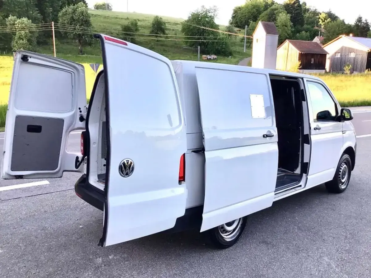 Gebraucht VW Transporter 102 PS (75 kW) 2016 Candyweiss Van