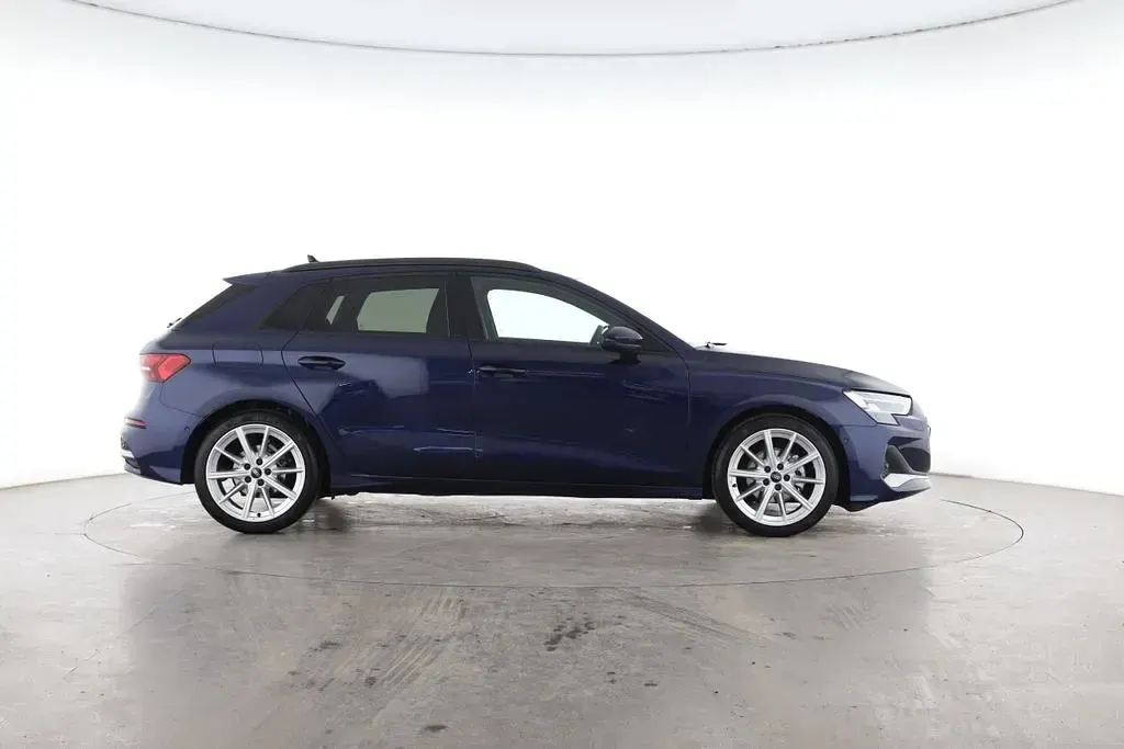 Usata Audi A3 Advanced 116 CV (85 kW) 2024 Blu Berlina
