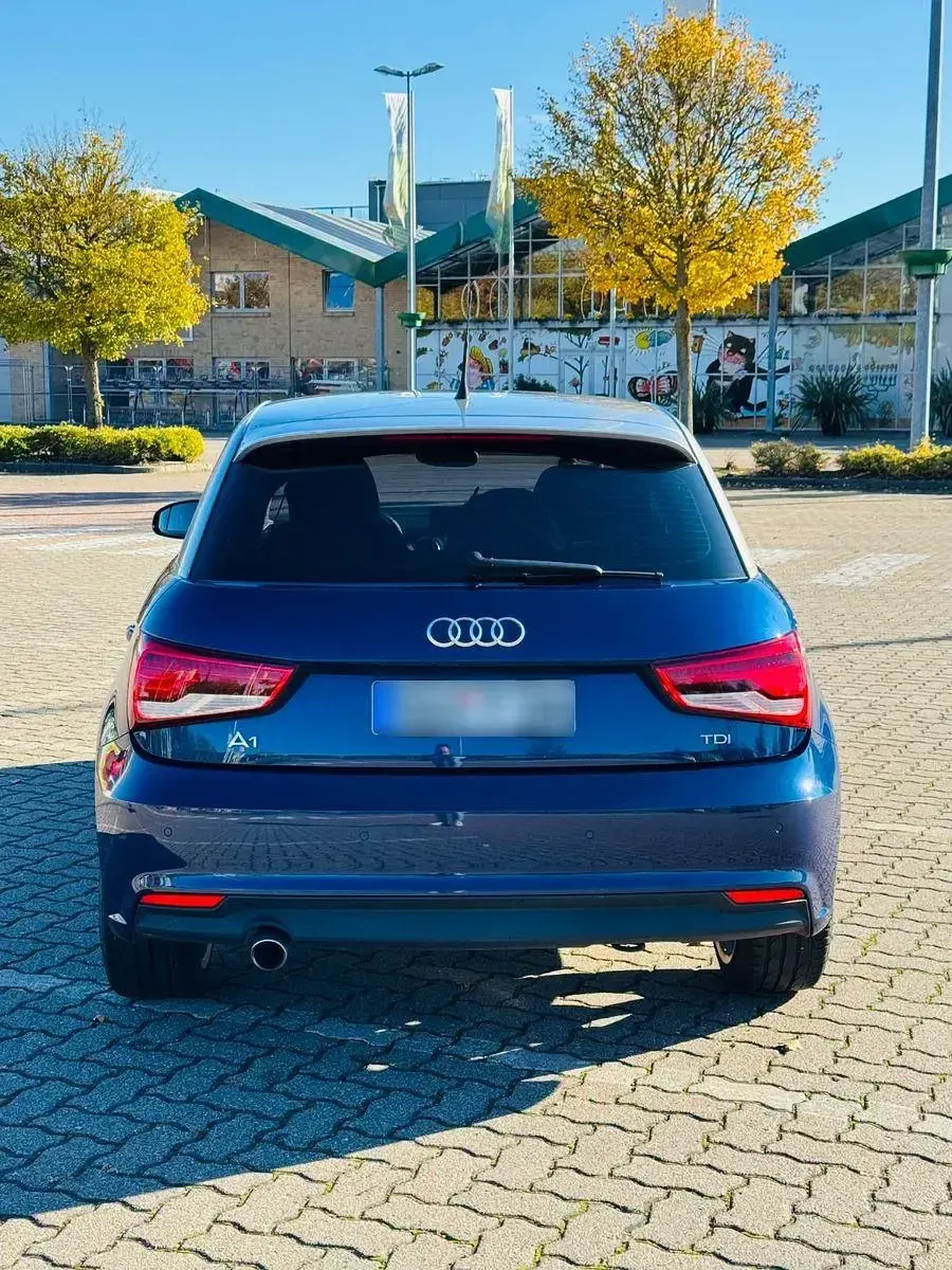 Gebraucht Audi A1 Sportback Sport 116 PS (85 kW) 2015 Silber Kleinwagen