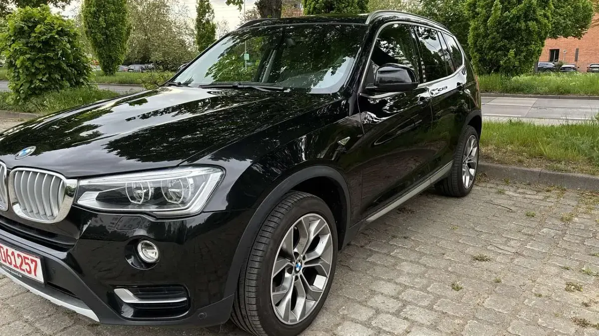 Używany BMW X3 xLine 258 KM (189 kW) 2016 Czarny SUV