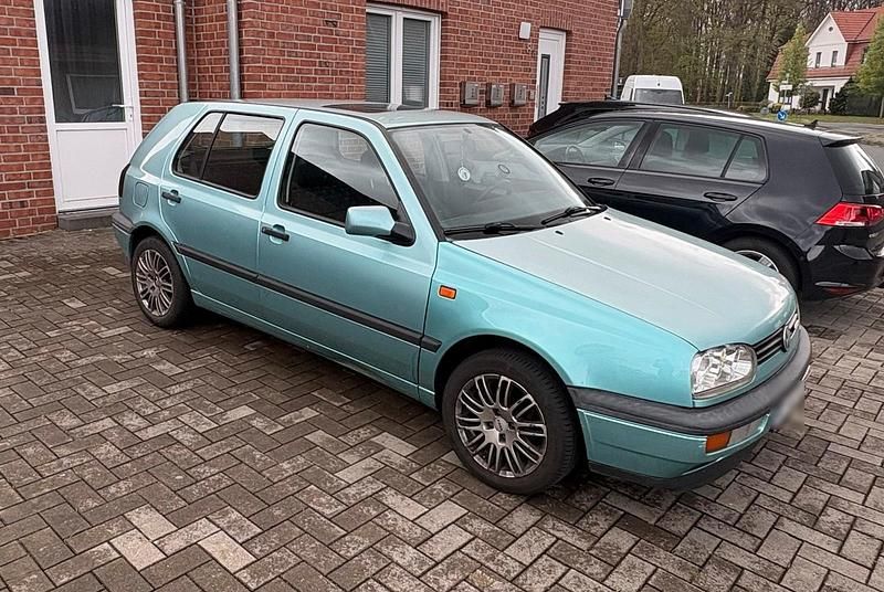 Gebraucht VW Golf III 90 PS (66 kW) 1992 Andere farben Kleinwagen