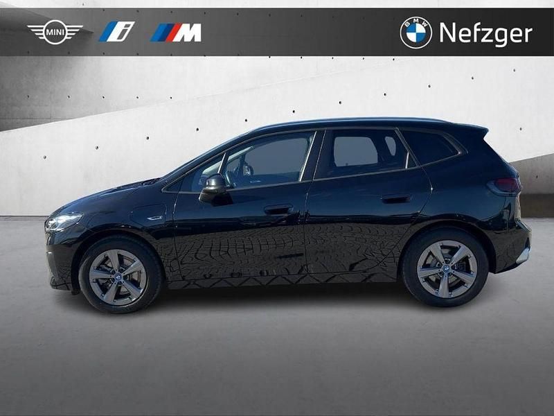 Gebraucht BMW 230e Active Tourer 326 PS (239 kW) 2022 Schwarz Van / Kleinbus