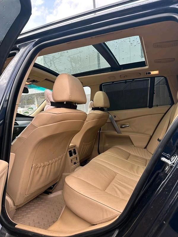 Gebraucht BMW 525 177 PS (130 kW) 2006 Blau Limousine