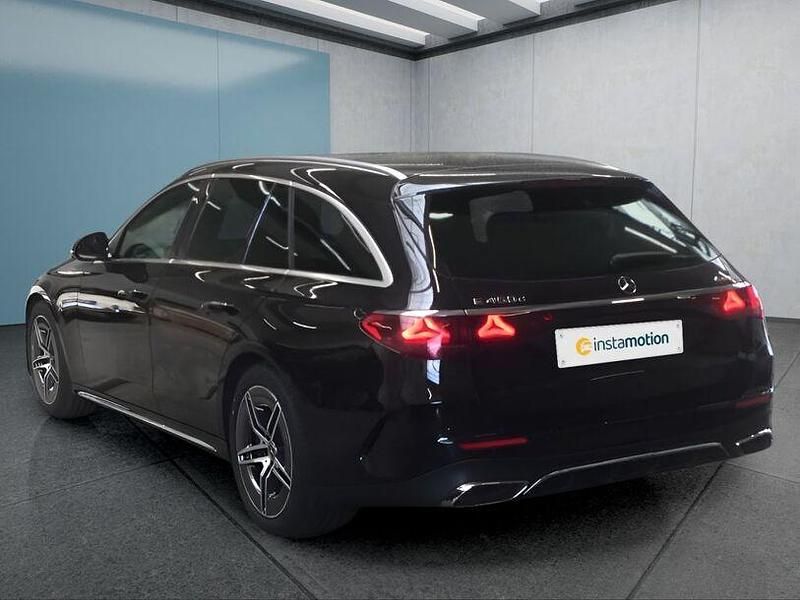 Gebraucht Mercedes E450 367 PS (269 kW) 2024 Schwarz Kombi