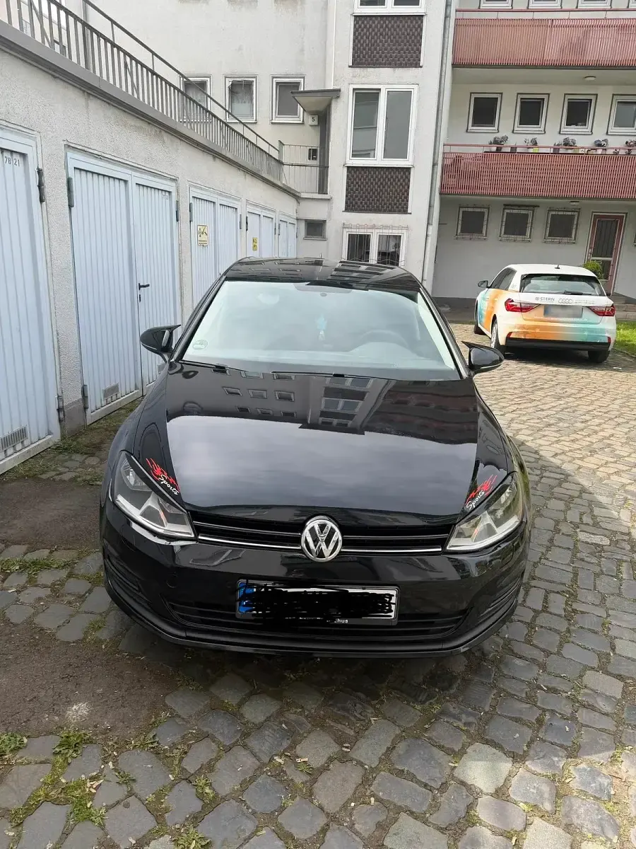 Second-hand VW Golf VII 110 CP (80 kW) 2017 Negru Berlinǎ