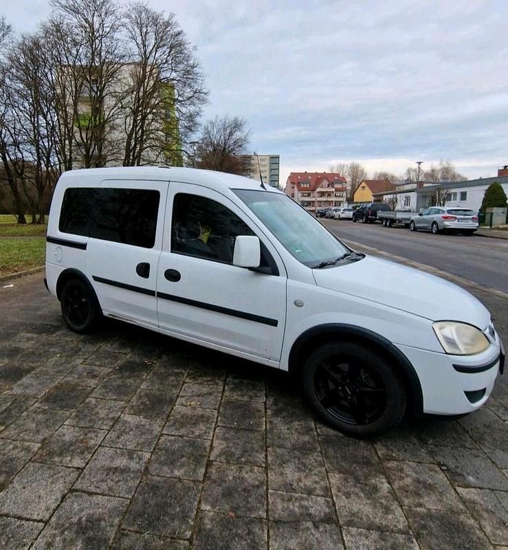 Gebraucht Opel Combo 90 PS (66 kW) 2006 Weiß Van / Kleinbus