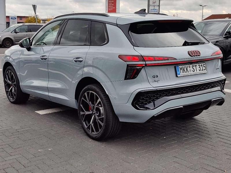 Gebraucht Audi Q3 Sport 265 PS (194 kW) 2025 Pfeilgrau perleffekt SUV