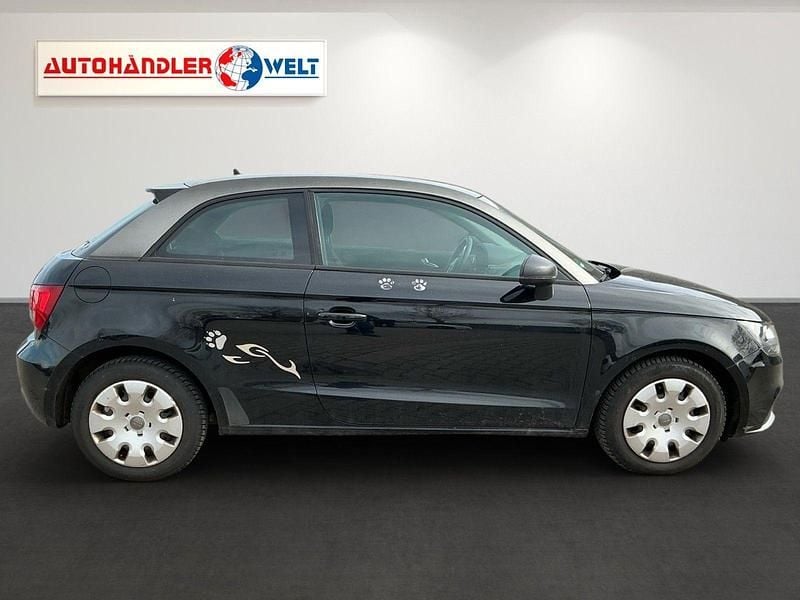 Gebraucht Audi A1 Attraction 86 PS (63 kW) 2011 Schwarz Kleinwagen