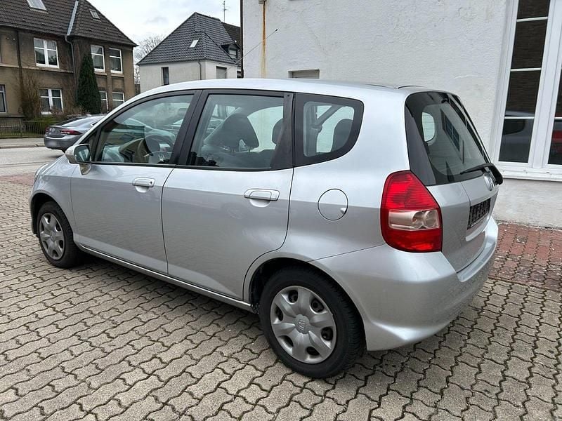Gebraucht Honda Jazz 84 PS (61 kW) 2005 Silber Kleinwagen