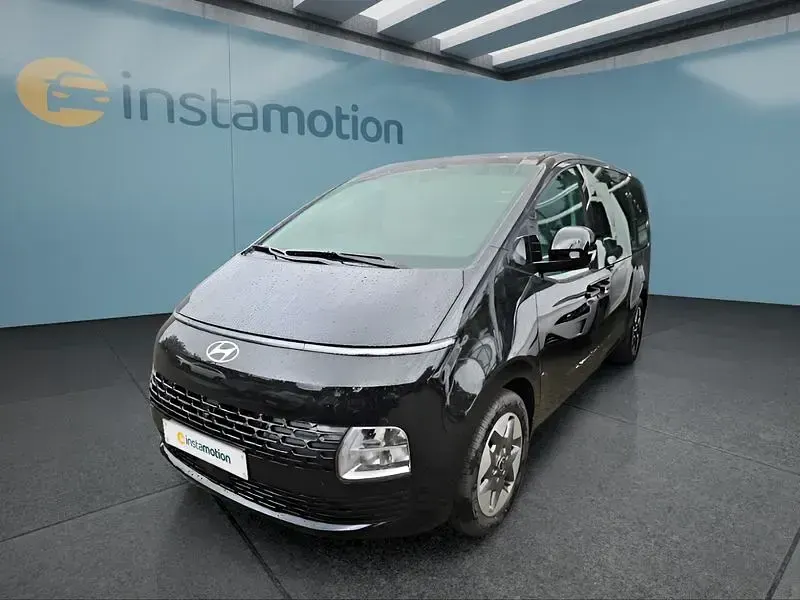Neu Hyundai Staria 224 PS (164 kW) 2025 Schwarz Van / Kleinbus
