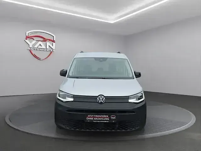 Gebraucht VW Caddy 122 PS (89 kW) 2023 Reflexsilber Van / Kleinbus