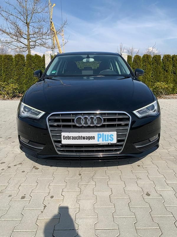 Gebraucht Audi A3 122 PS (89 kW) 2015 Schwarz Limousine