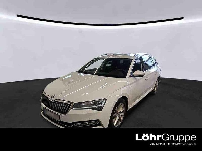 Gebraucht Skoda Superb Style 218 PS (160 kW) 2022 Weiß Kombi