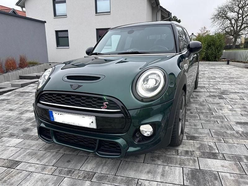 Grün Gebraucht 2018 Mini John Cooper Works Kleinwagen | 19.000 € (Guter Preis) - Bild 1/4