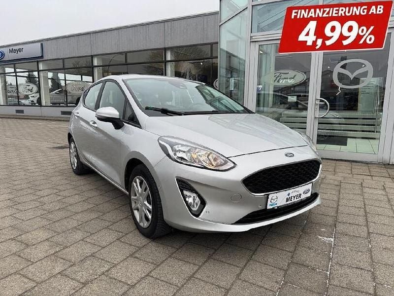 Polarsilber metallic Gebraucht 2018 Ford Fiesta Cool & Connect Limousine | 9.450 € (Fairer Preis) - Bild 1/4